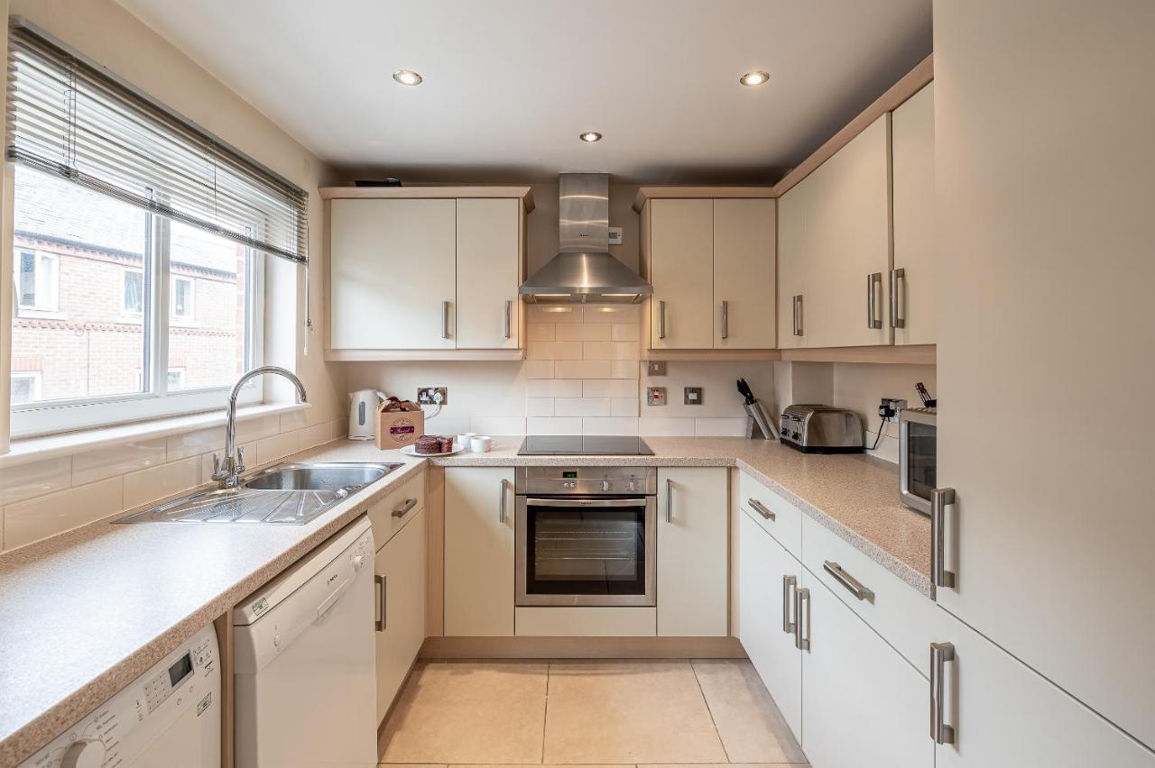 4 Crambeck Court Apartment ยอร์ค ภายนอก รูปภาพ